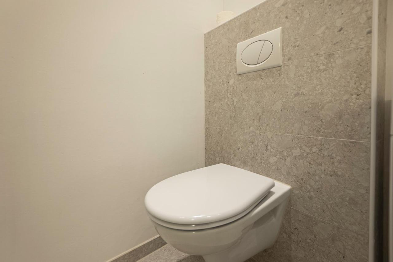 Experience Fresh Comfort In Our Brand-New Apartment In Vienna'S 17Th District Exterior foto